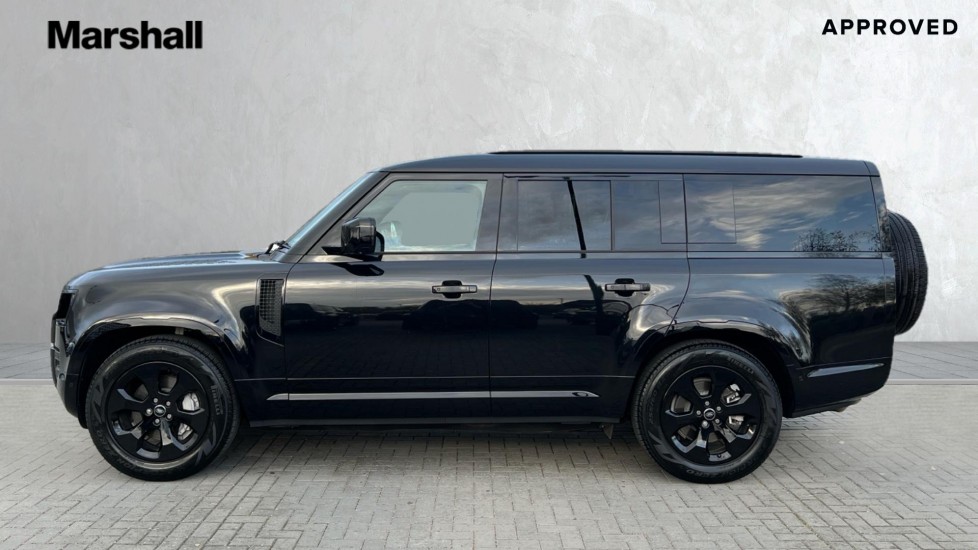 Used Land Rover Defender 2025 for sale - 76704363: Photo 26