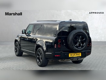 Used Land Rover Defender 2025 for sale - 76704363: Photo