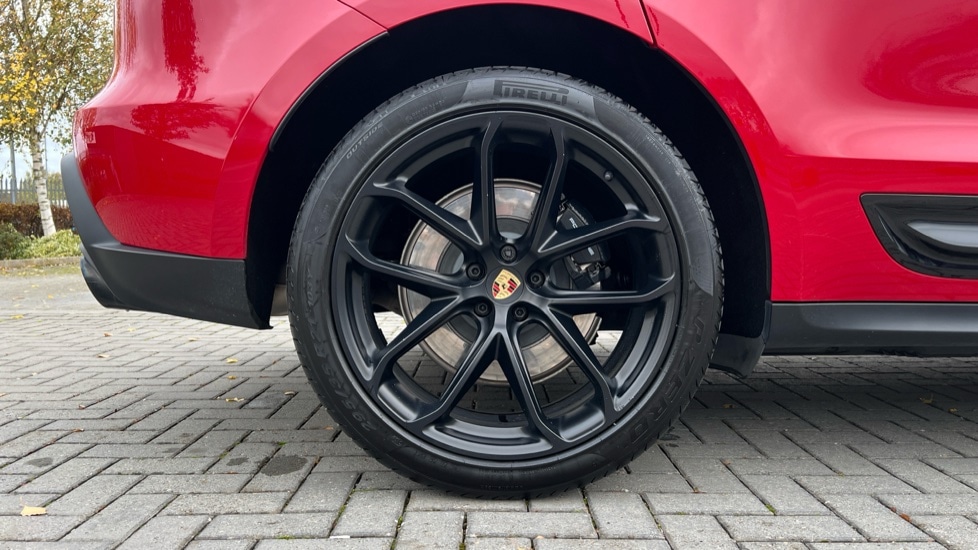 Used Porsche Macan 2022 for sale - 76754695: Photo 19