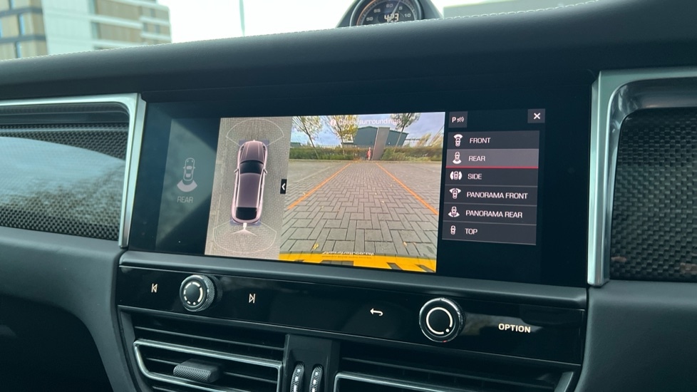 Used Porsche Macan 2022 for sale - 76754695: Photo 26