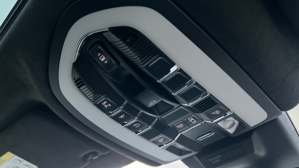 Used Porsche Macan 2022 for sale - 76754695: Photo 75