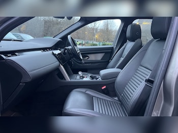 Used Land Rover Discovery Sport 2024 for sale - 76766126: Photo