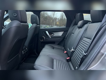 Used Land Rover Discovery Sport 2024 for sale - 76766126: Photo