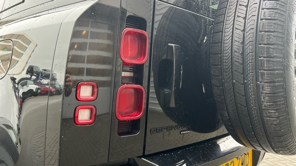 Used Land Rover Defender 2023 for sale - 77031544: Photo 19