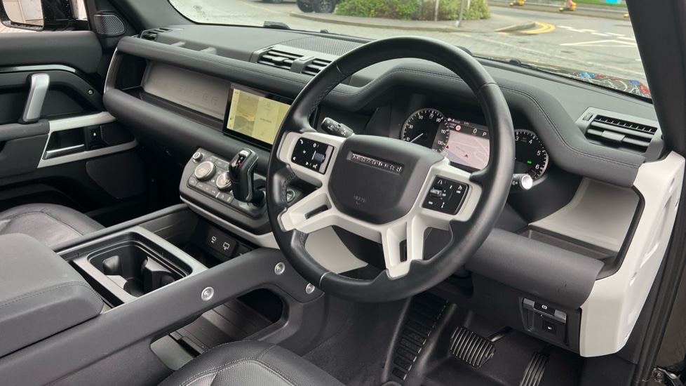 Used Land Rover Defender 2023 for sale - 77031544: Photo 28