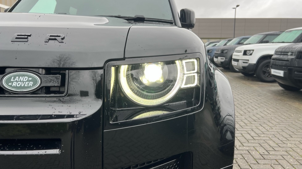 Used Land Rover Defender 2023 for sale - 77031544: Photo 39