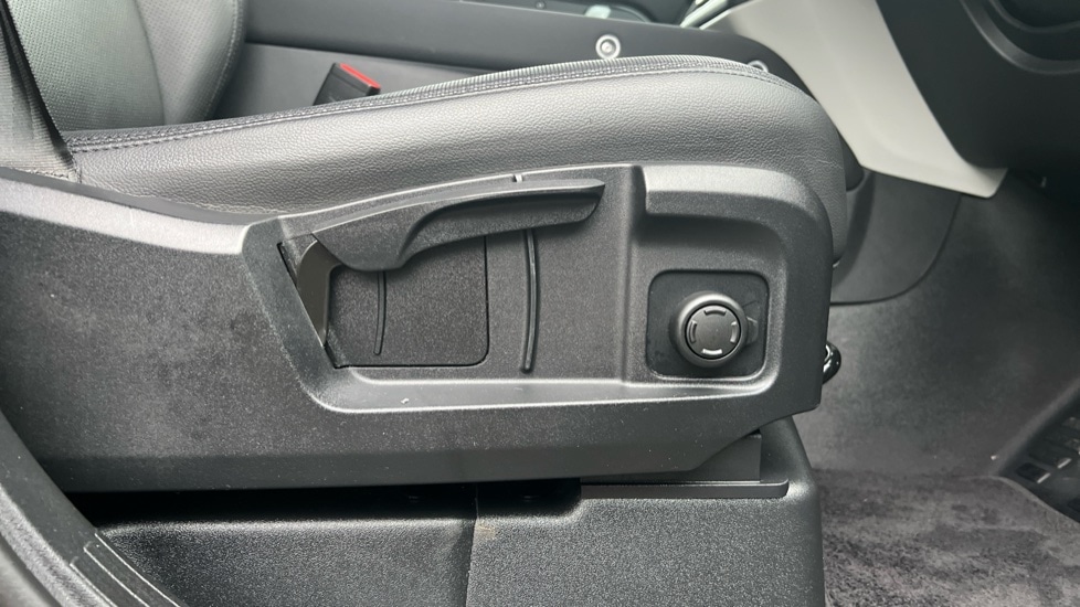 Used Land Rover Defender 2023 for sale - 77031544: Photo 45