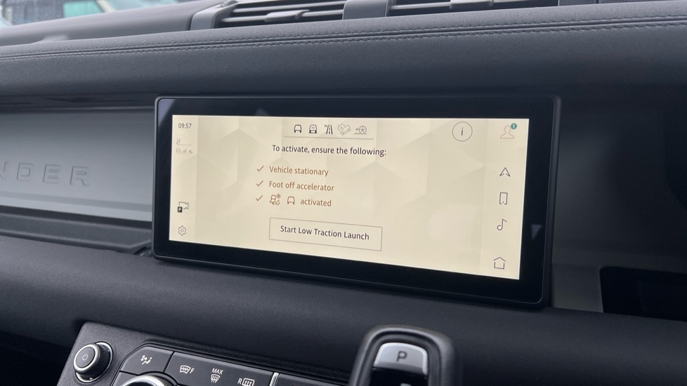 Used Land Rover Defender 2023 for sale - 77031544: Photo 60