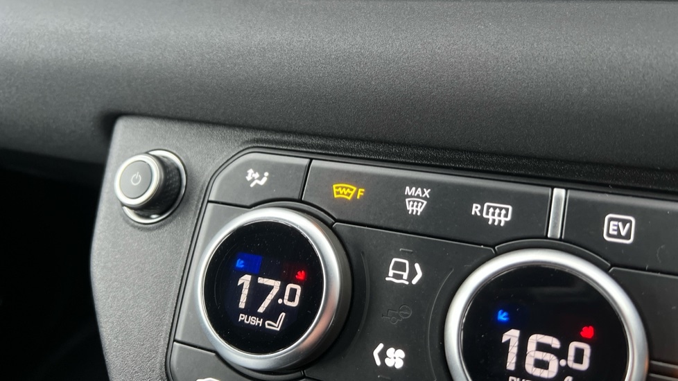 Used Land Rover Defender 2023 for sale - 77031544: Photo 64