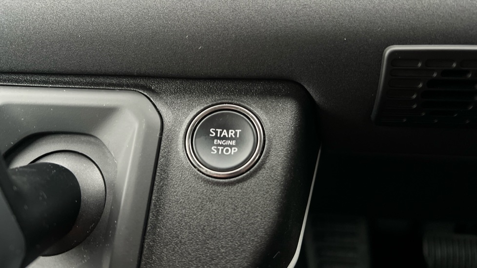 Used Land Rover Defender 2023 for sale - 77031544: Photo 66