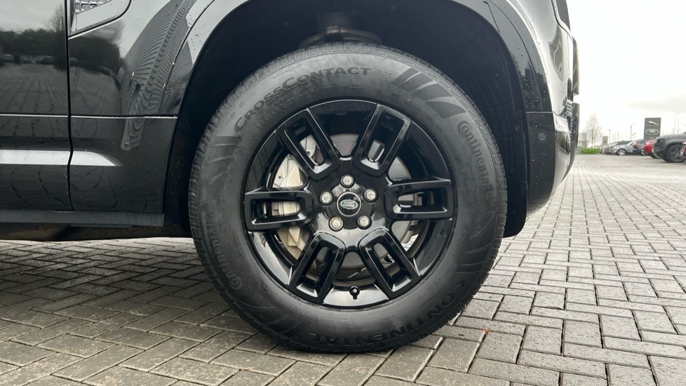 Used Land Rover Defender 2023 for sale - 77031544: Photo 8