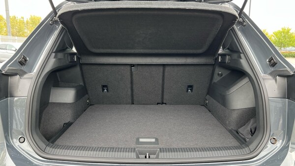 Used Volkswagen Tiguan 2024 for sale - 76104103: Photo 15