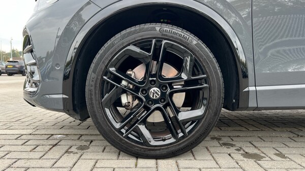 Used Volkswagen Tiguan 2024 for sale - 76104103: Photo 17
