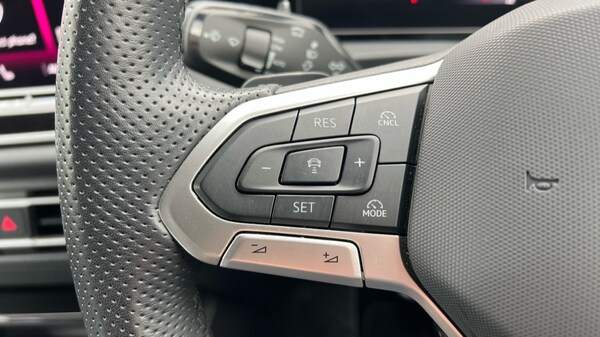 Used Volkswagen Tiguan 2024 for sale - 76104103: Photo 23