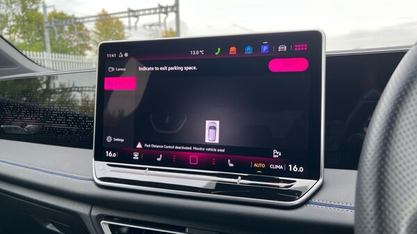 Used Volkswagen Tiguan 2024 for sale - 76104103: Photo 61