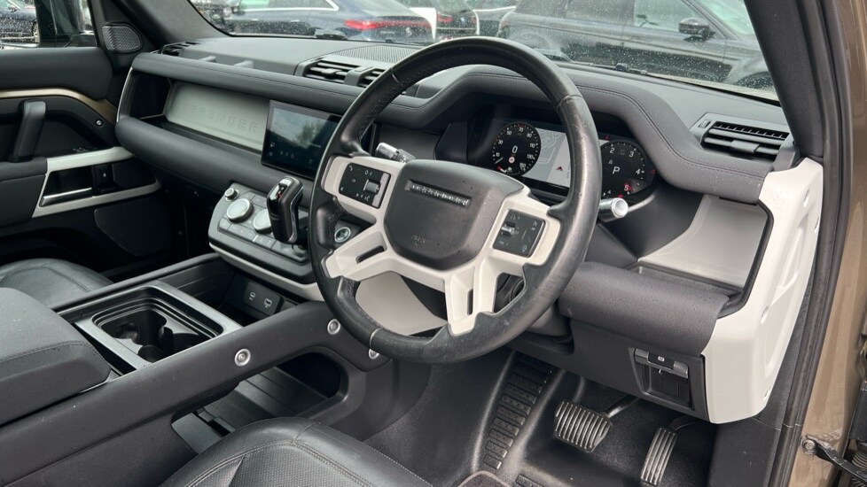 Used Land Rover Defender 2021 for sale - 77018391: Photo 28