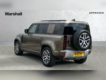 Used Land Rover Defender 2021 for sale - 77018391: Photo