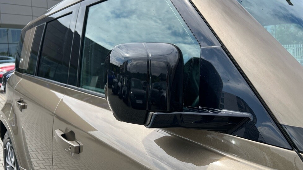 Used Land Rover Defender 2021 for sale - 77018391: Photo 34