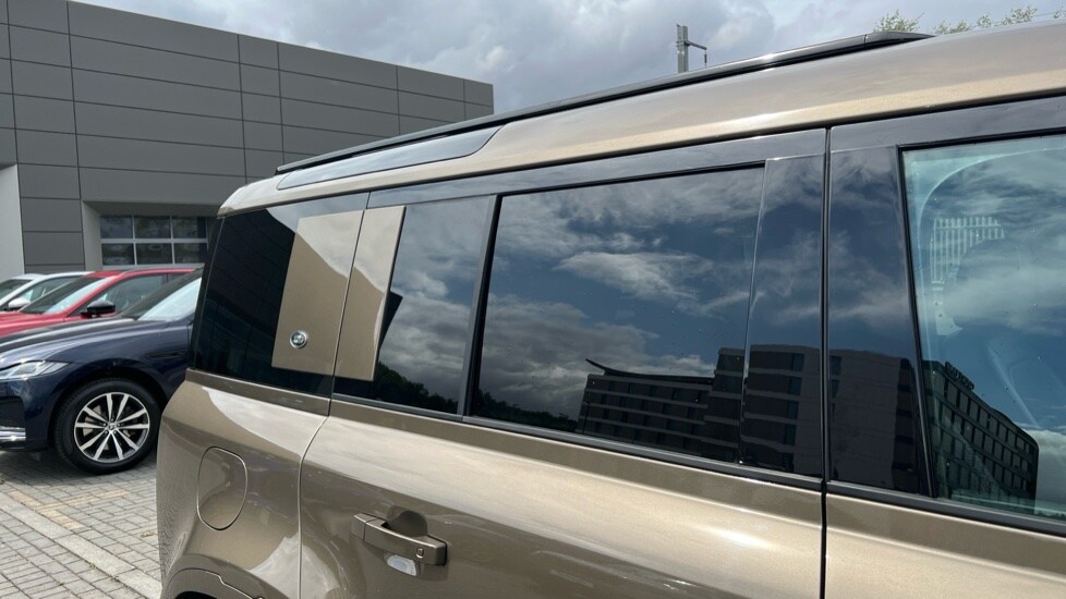 Used Land Rover Defender 2021 for sale - 77018391: Photo 35