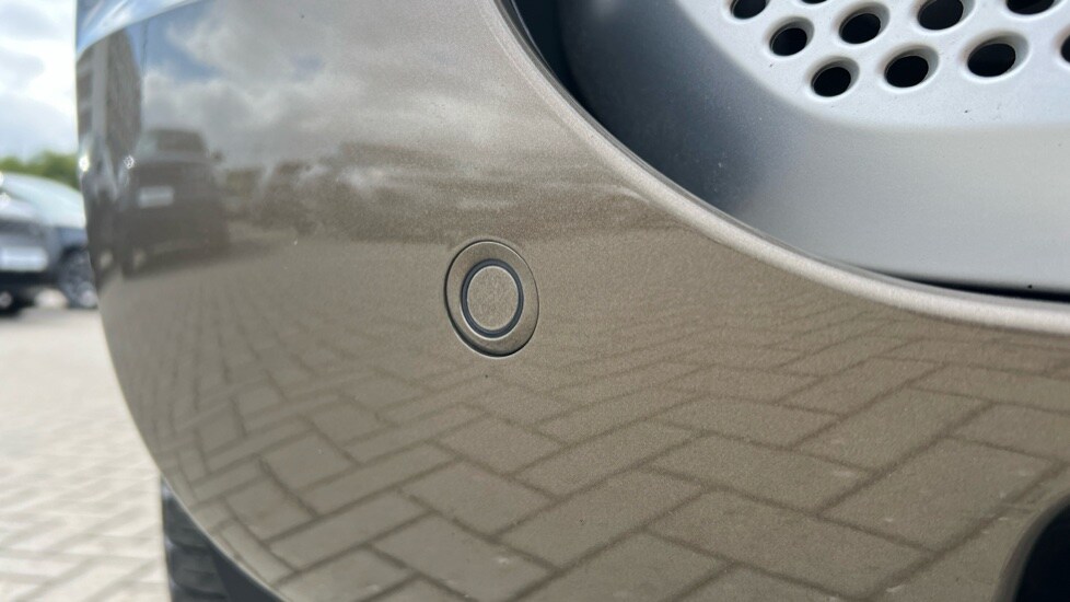 Used Land Rover Defender 2021 for sale - 77018391: Photo 38