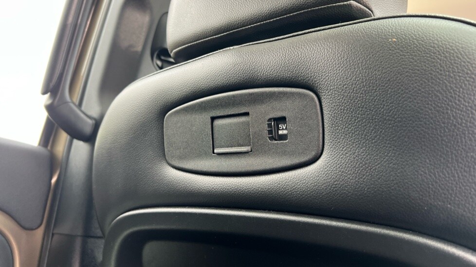 Used Land Rover Defender 2021 for sale - 77018391: Photo 56