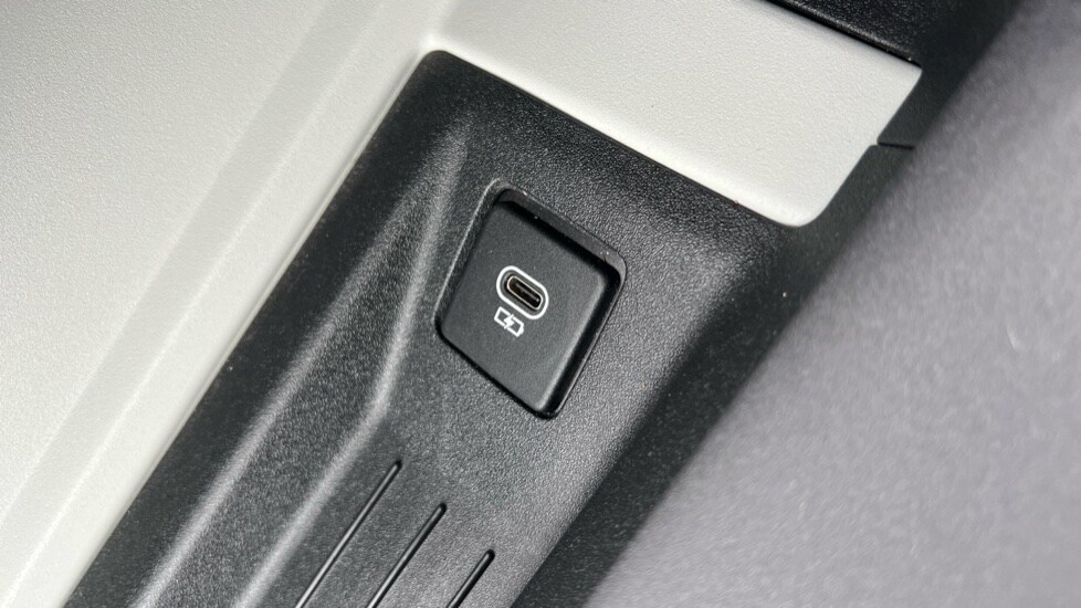 Used Land Rover Defender 2021 for sale - 77018391: Photo 78