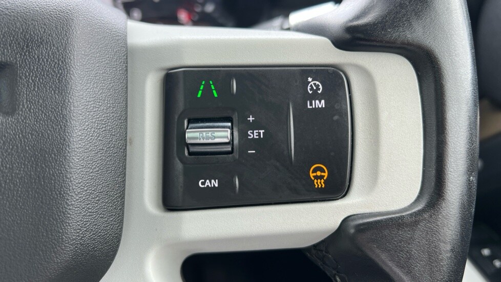 Used Land Rover Defender 2021 for sale - 77018391: Photo 80