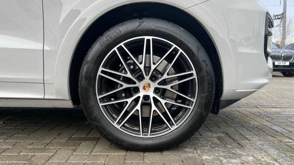 Used Porsche Cayenne 2024 for sale - 76901369: Photo 20