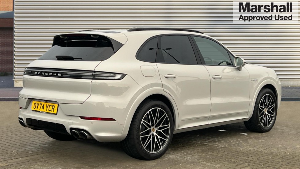 Used Porsche Cayenne 2024 for sale - 76901369: Photo 3