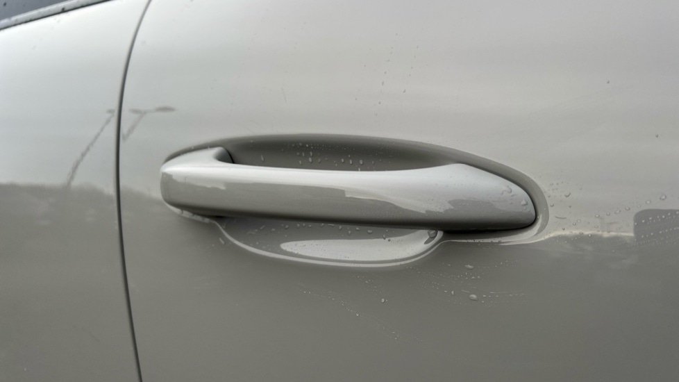 Used Porsche Cayenne 2024 for sale - 76901369: Photo 40