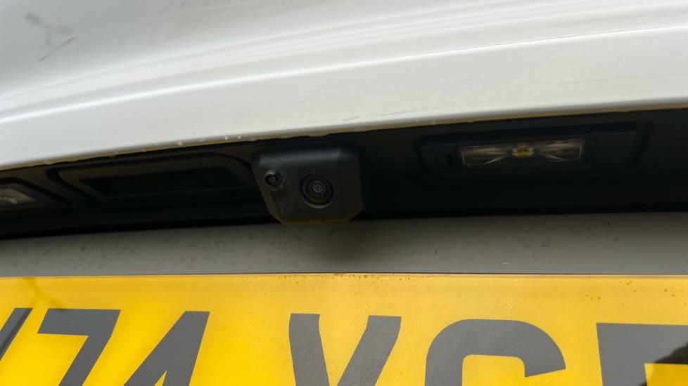 Used Porsche Cayenne 2024 for sale - 76901369: Photo 45