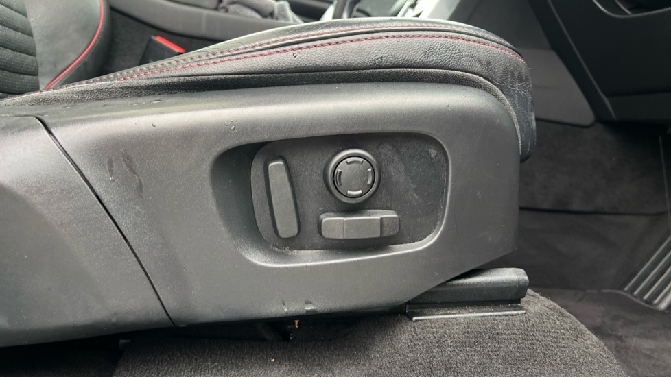 Used Land Rover Discovery Sport 2020 for sale - 76015101: Photo 45