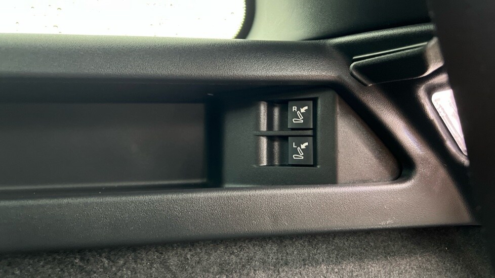 Used Land Rover Discovery Sport 2020 for sale - 76015101: Photo 50
