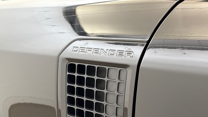 Used Land Rover Defender 2024 for sale - 76140462: Photo 34