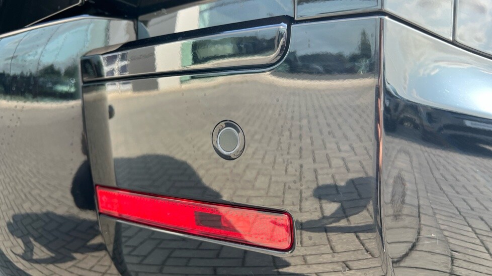 Used Land Rover Defender 2024 for sale - 76140462: Photo 42