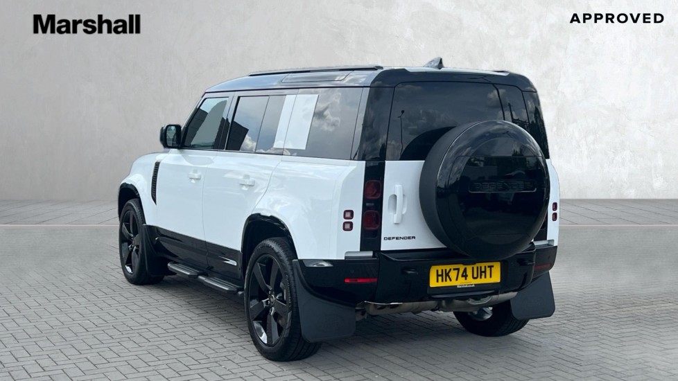 Used Land Rover Defender 2024 for sale - 76568042: Photo 2