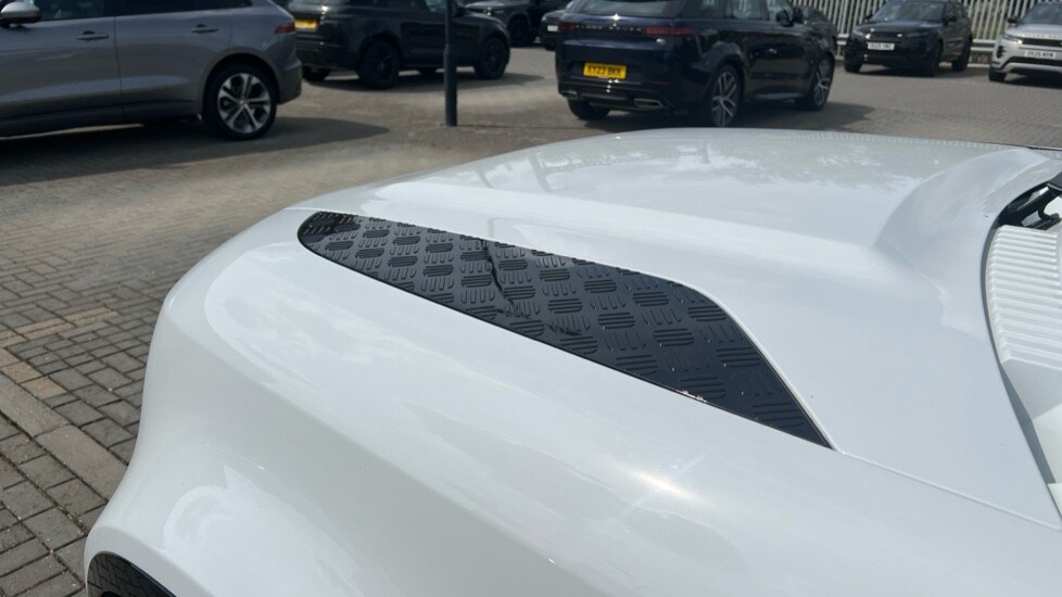 Used Land Rover Defender 2024 for sale - 76568042: Photo 22