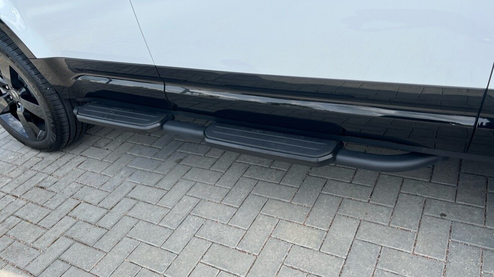 Used Land Rover Defender 2024 for sale - 76568042: Photo 38