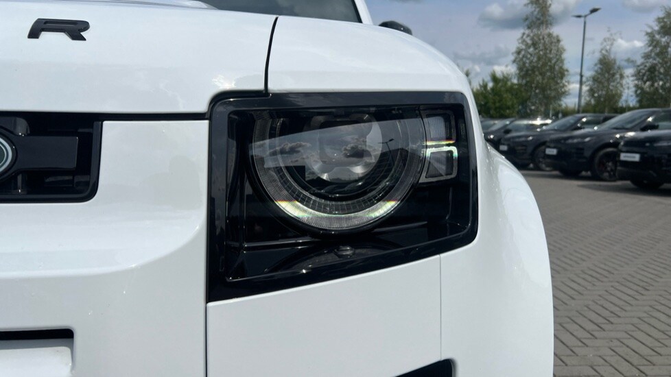 Used Land Rover Defender 2024 for sale - 76568042: Photo 41