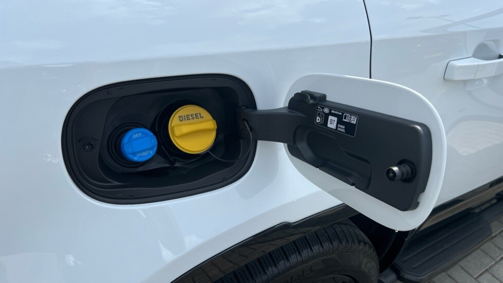 Used Land Rover Defender 2024 for sale - 76568042: Photo 44