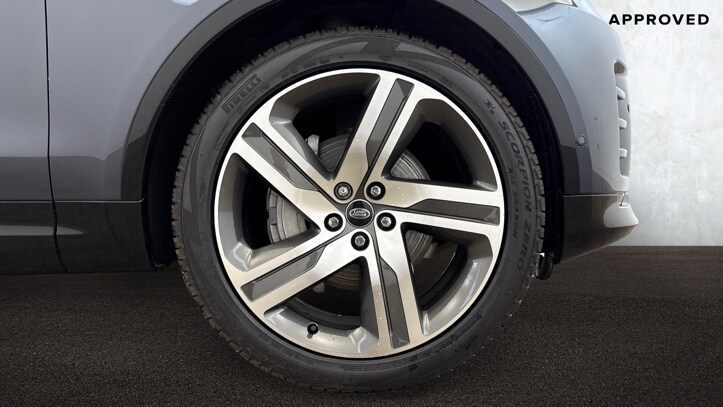 Used Land Rover Discovery 2024 for sale - 76086619: Photo 10