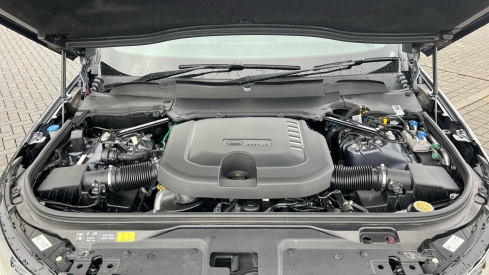 Used Land Rover Discovery 2024 for sale - 76086619: Photo 45