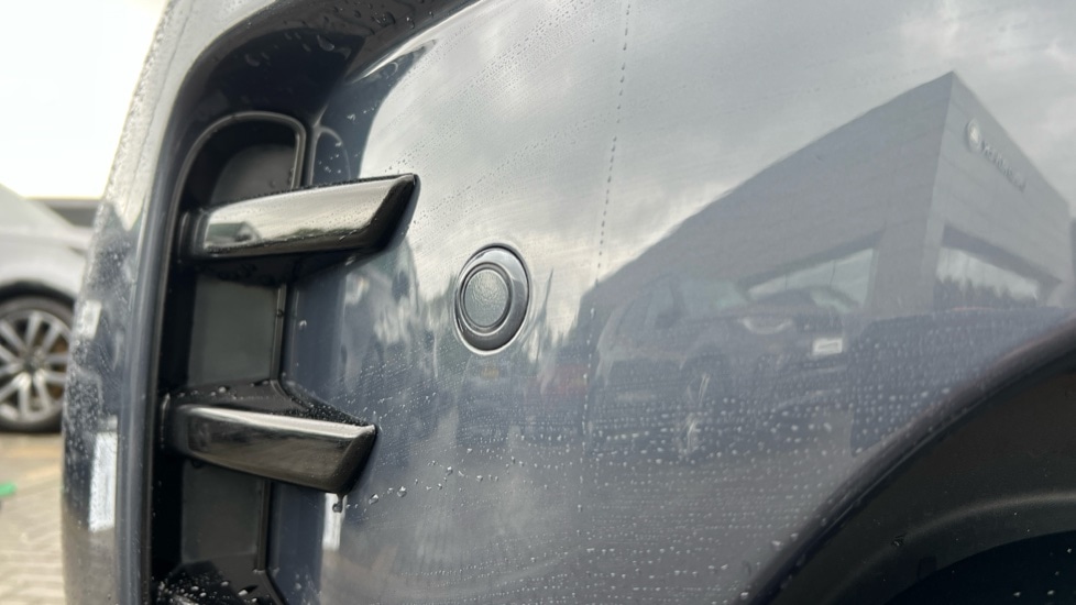 Used Land Rover Discovery 2024 for sale - 76086619: Photo 70
