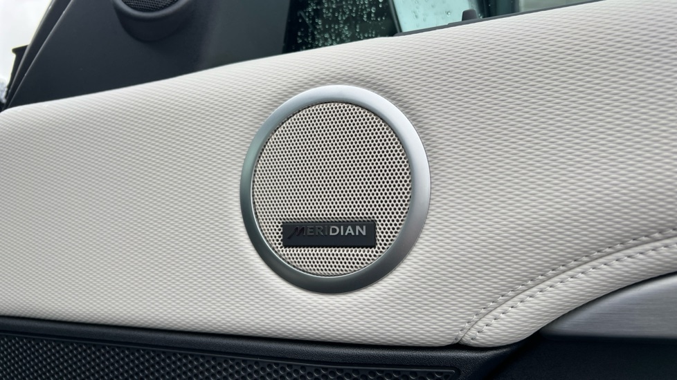 Used Land Rover Discovery 2024 for sale - 76086619: Photo 77