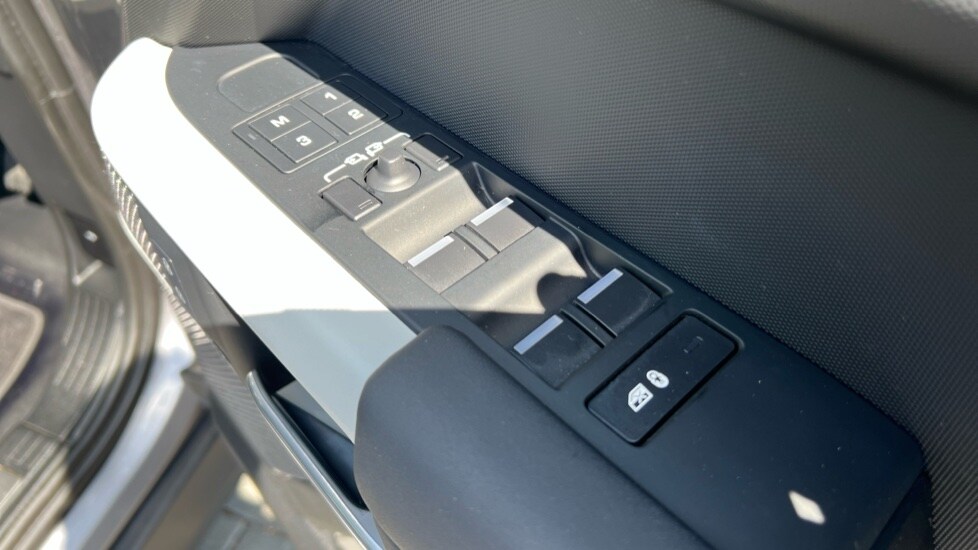 Vehicle 44