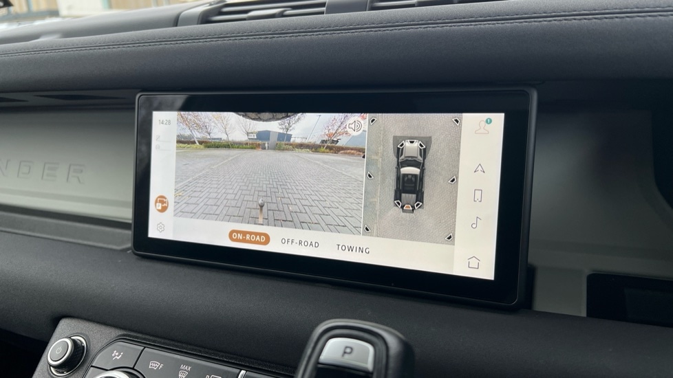 Used Land Rover Defender 2022 for sale - 76540137: Photo 12