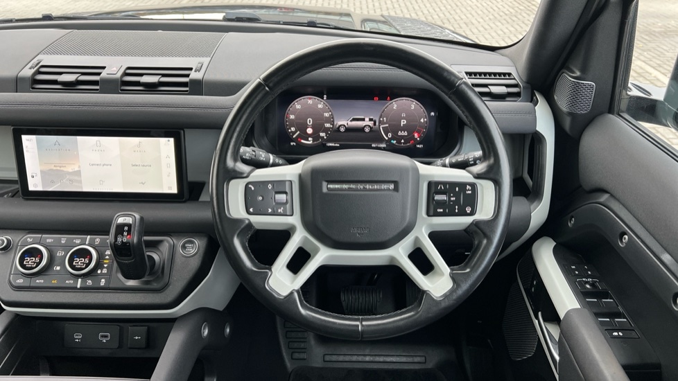 Used Land Rover Defender 2022 for sale - 76540137: Photo 15