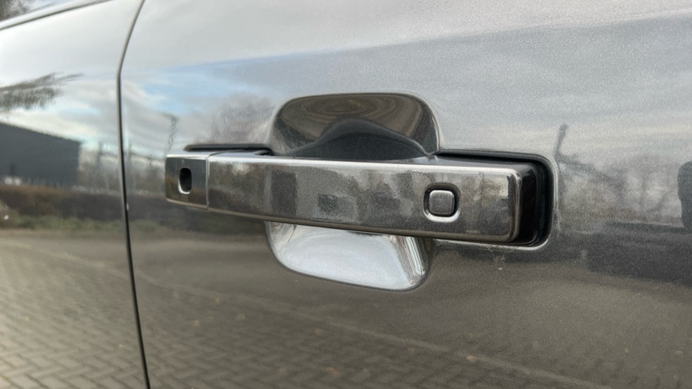 Used Land Rover Defender 2022 for sale - 76540137: Photo 36