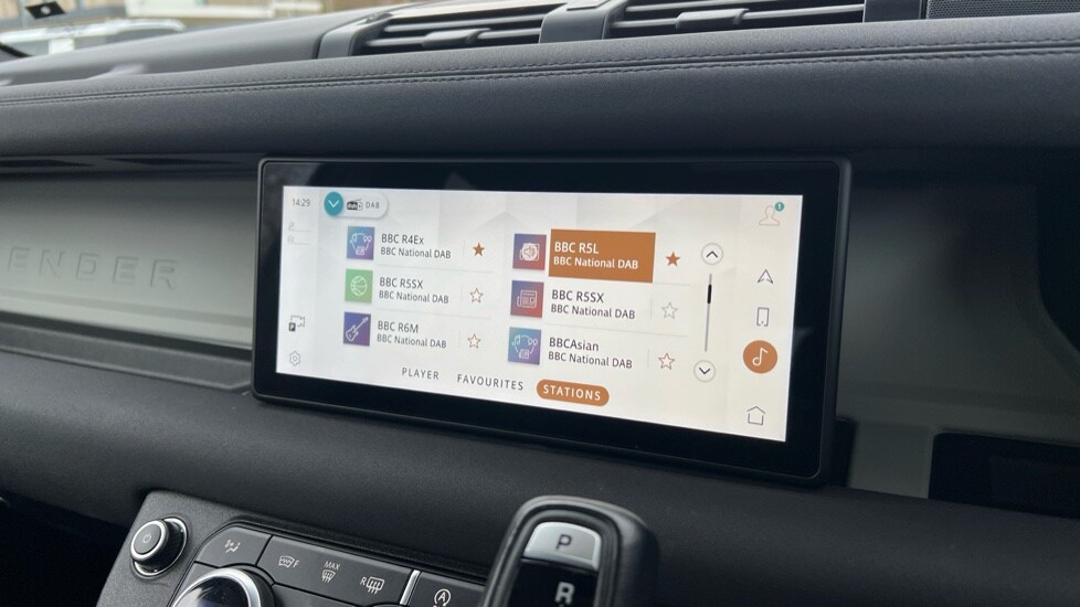 Used Land Rover Defender 2022 for sale - 76540137: Photo 57