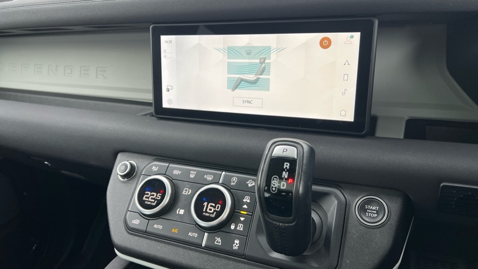 Used Land Rover Defender 2022 for sale - 76540137: Photo 65